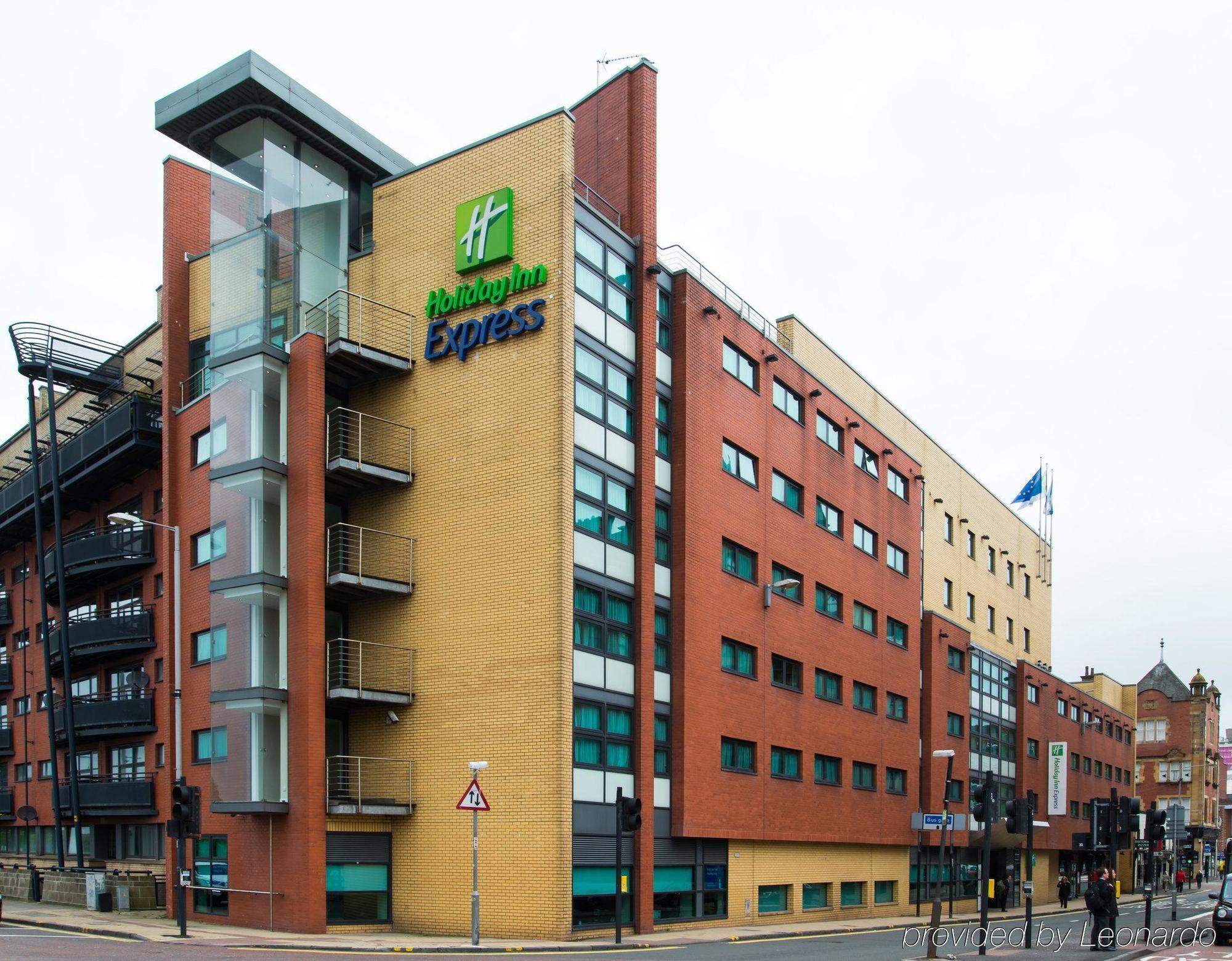 Holiday Inn Express - Glasgow - City Ctr Riverside, An Ihg Hotel Exterior foto